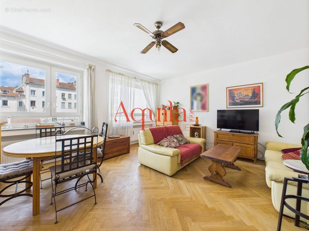 Séjour  - Appartement à LYON-6E