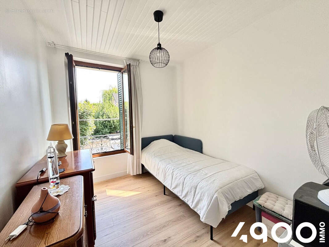 Appartement à CORBEIL-ESSONNES