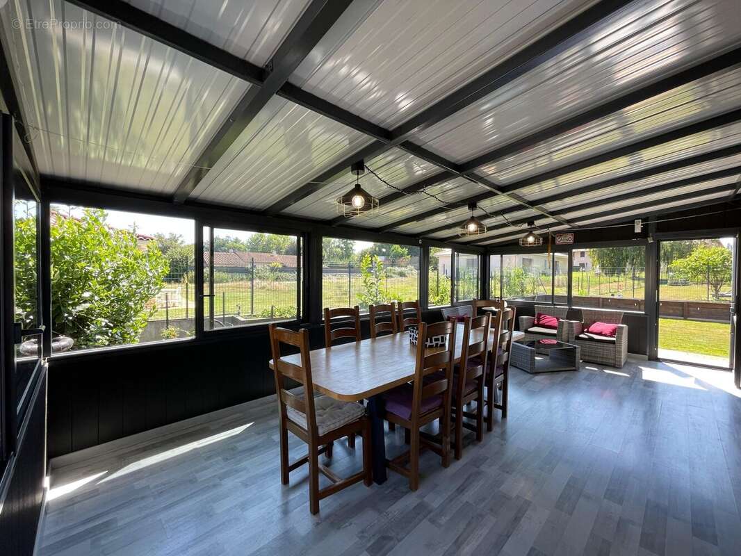 Maison à SAINT-NIZIER-LE-DESERT