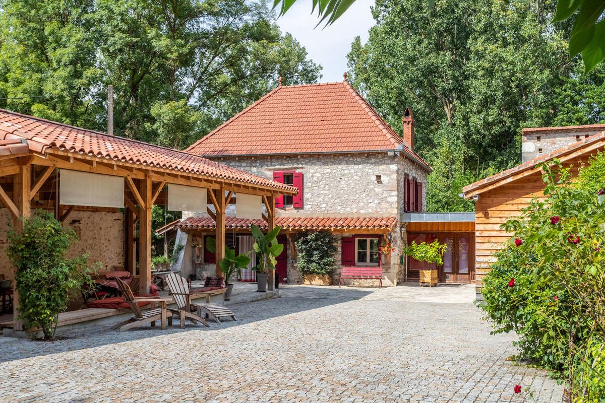 Maison à PENNE-D&#039;AGENAIS