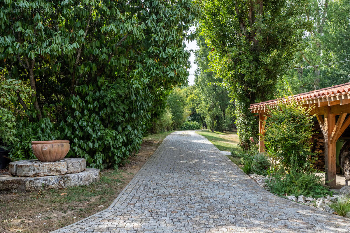 Maison à PENNE-D&#039;AGENAIS