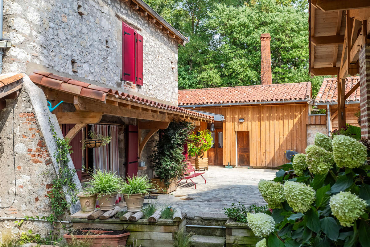 Maison à PENNE-D&#039;AGENAIS