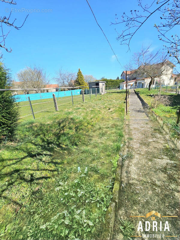 Maison à MERCY-LE-BAS
