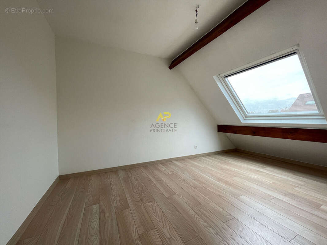 Maison à LA FRETTE-SUR-SEINE