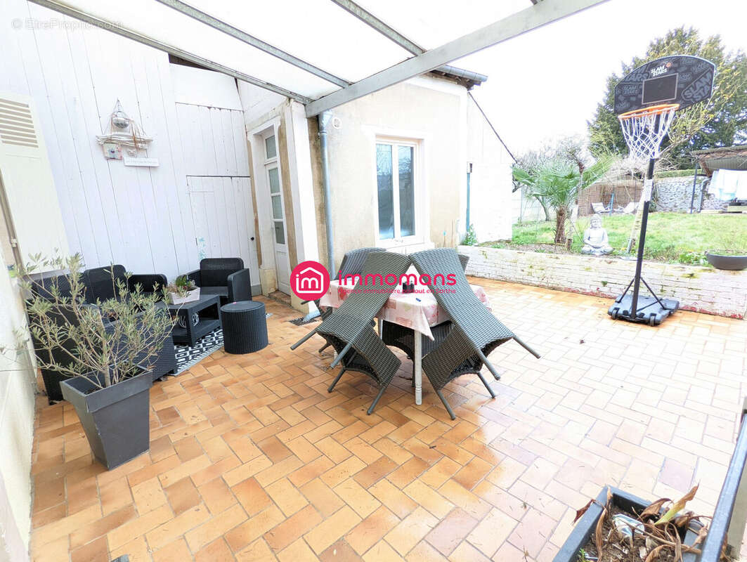 Maison à BEAUMONT-SUR-SARTHE