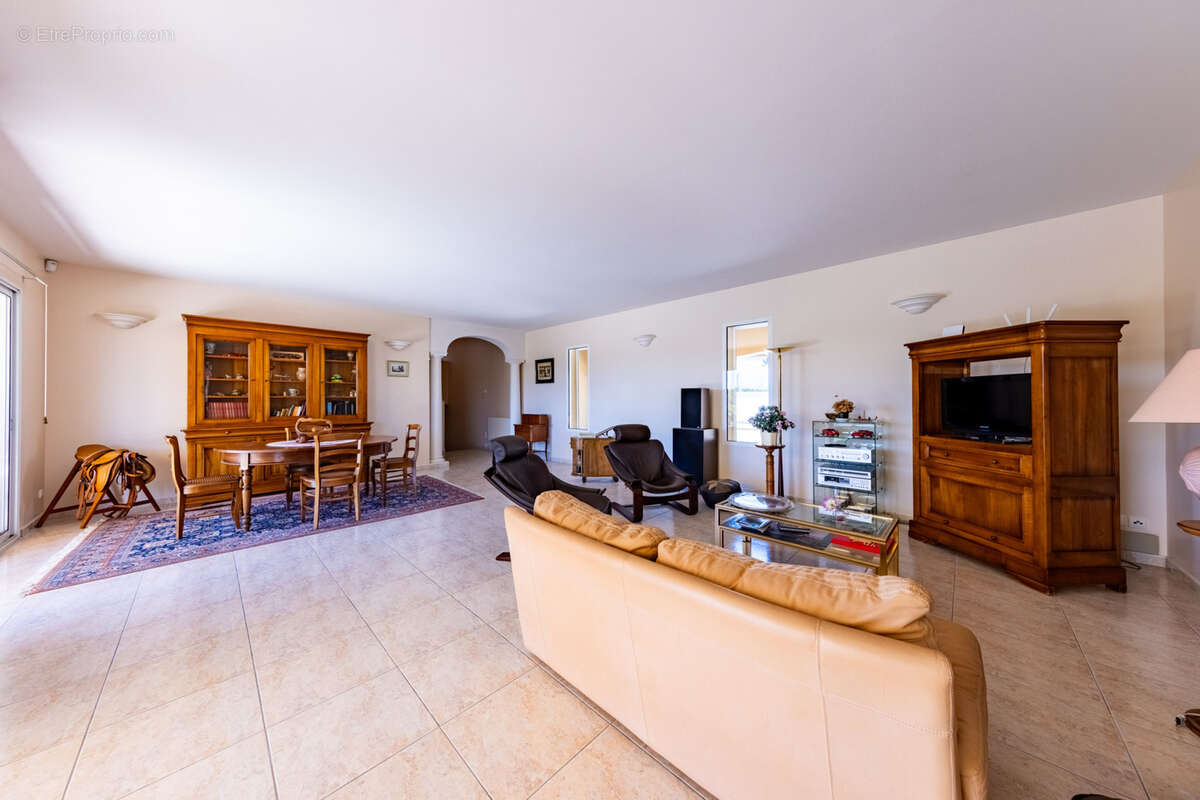 Maison à SAINT-GELY-DU-FESC