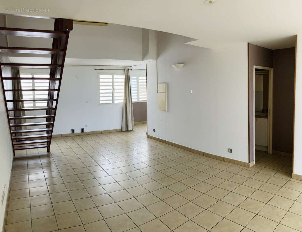 Appartement à SAINT-DENIS