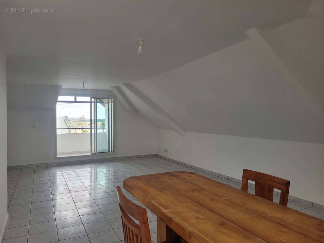 Appartement à SAINTE-SUZANNE