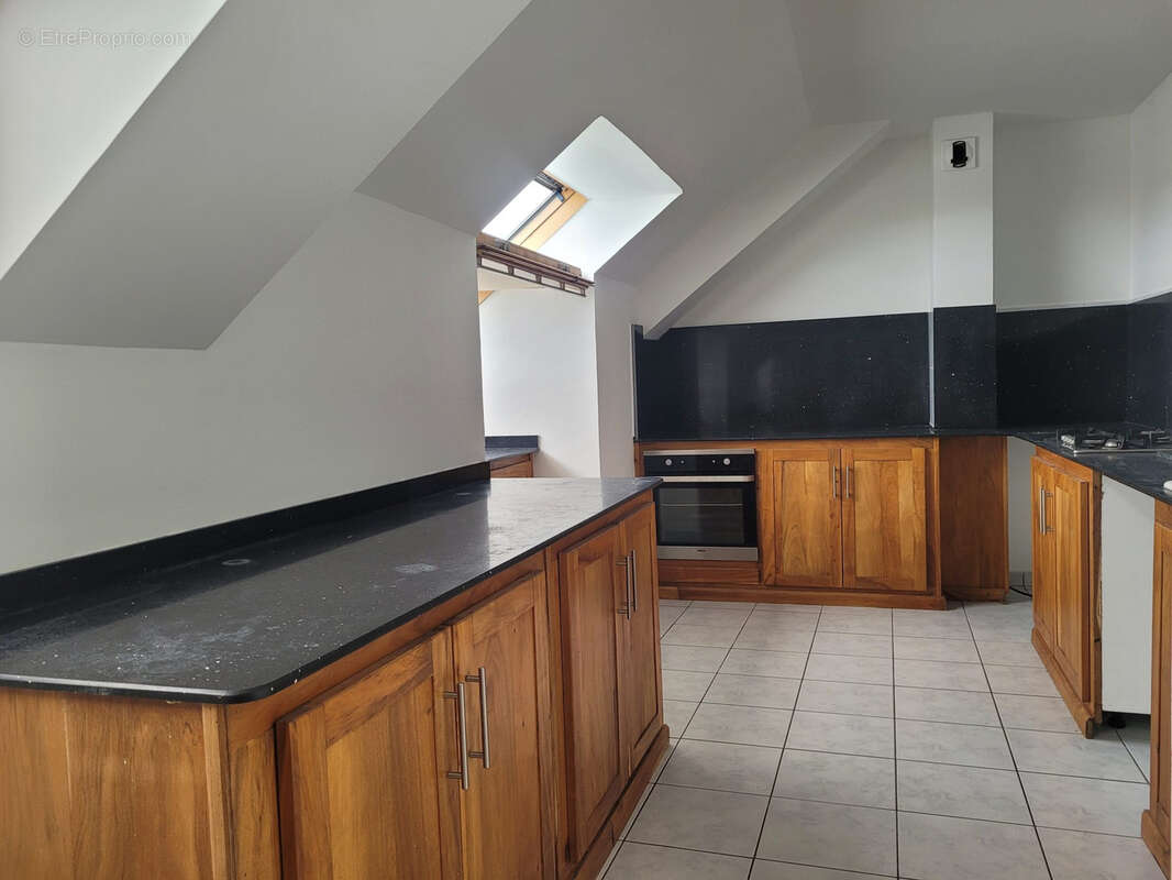 Appartement à SAINTE-SUZANNE