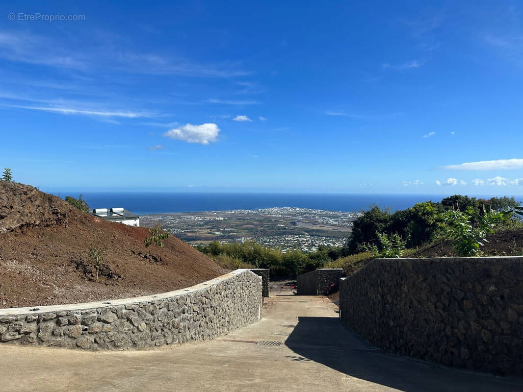 Terrain à SAINT-PAUL