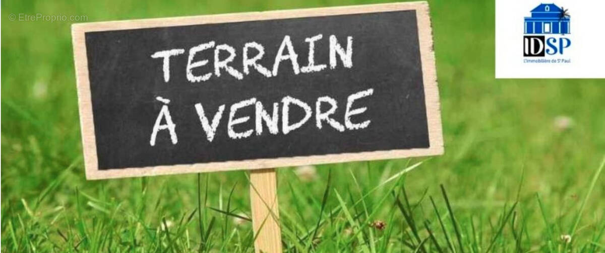 Terrain à LA POSSESSION