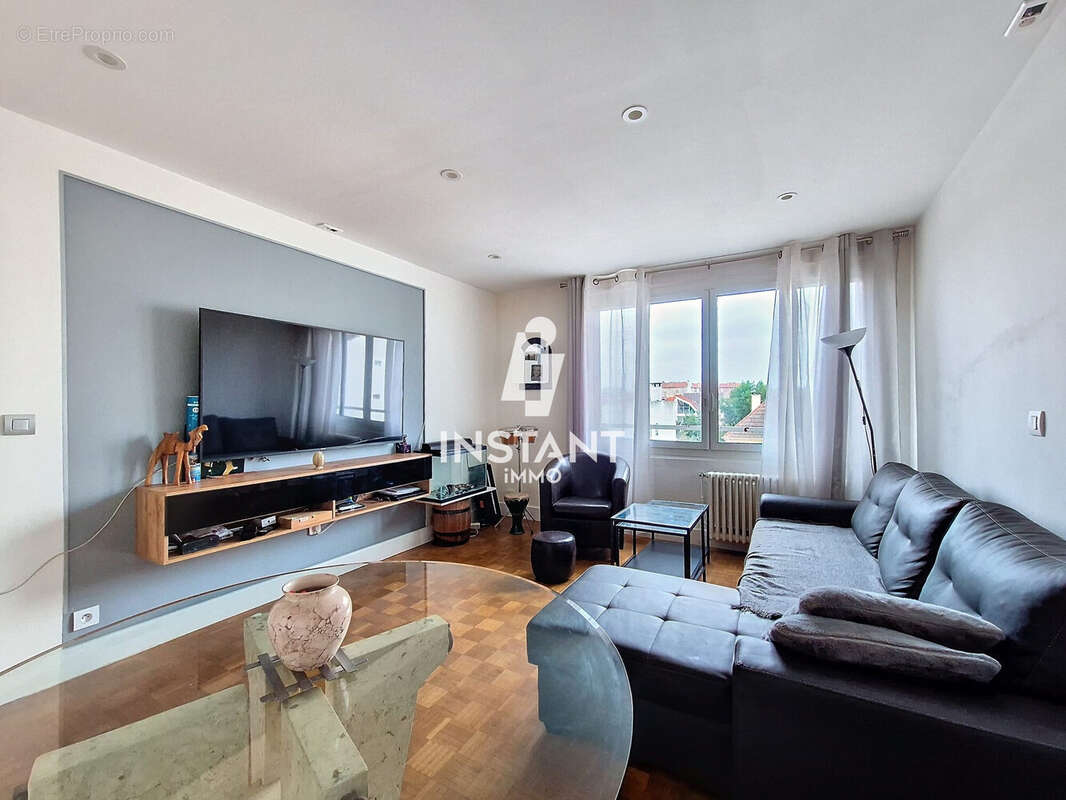 Appartement à MAISONS-ALFORT