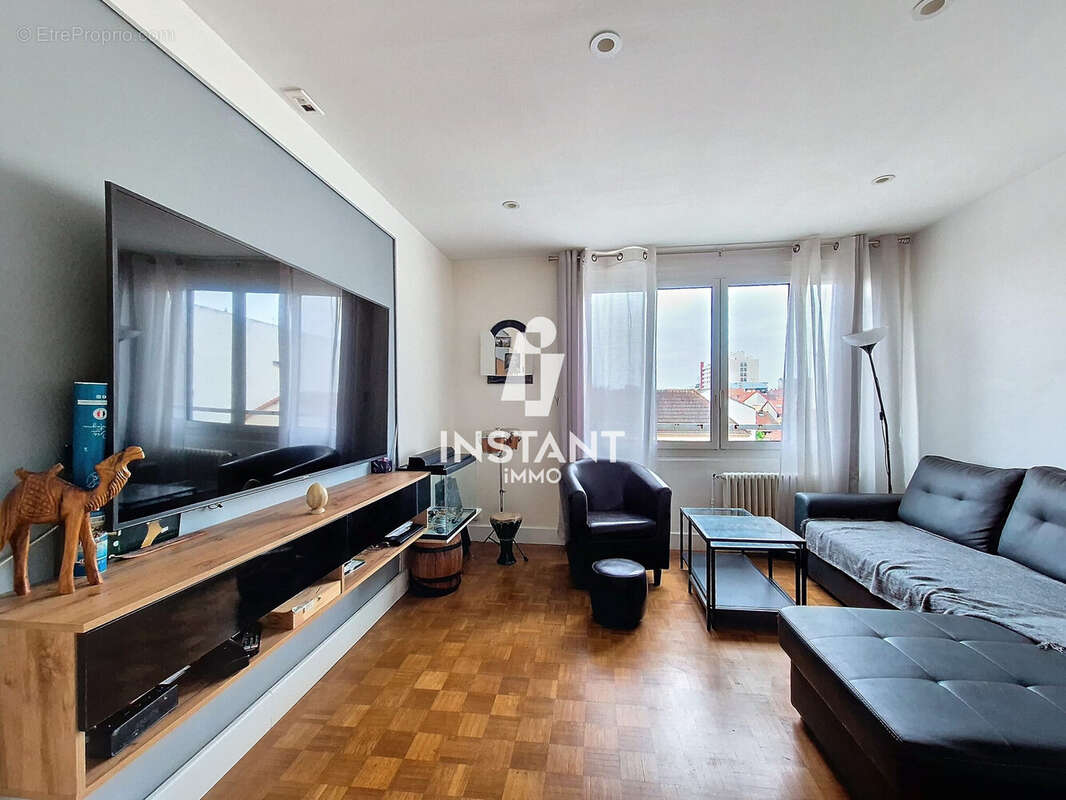 Appartement à MAISONS-ALFORT