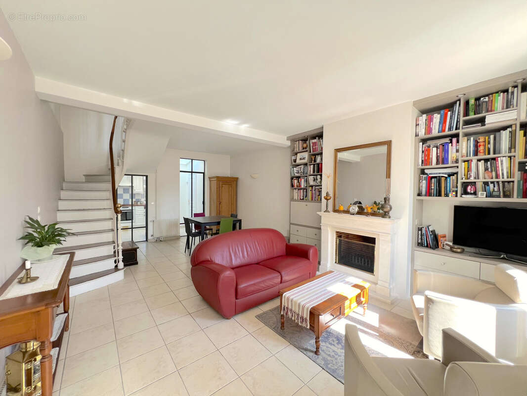 Maison à ASNIERES-SUR-SEINE