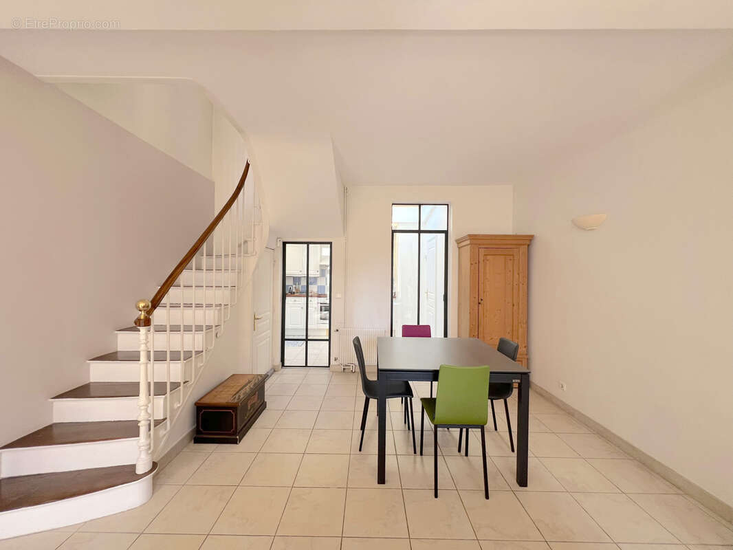 Maison à ASNIERES-SUR-SEINE