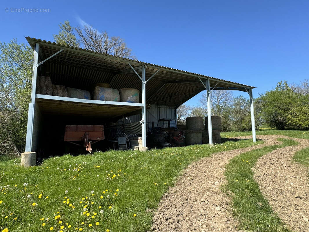 Maison à BOUSSAC-BOURG