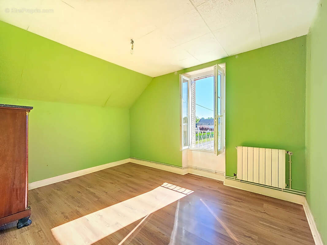 Maison à VAILLY-SUR-SAULDRE