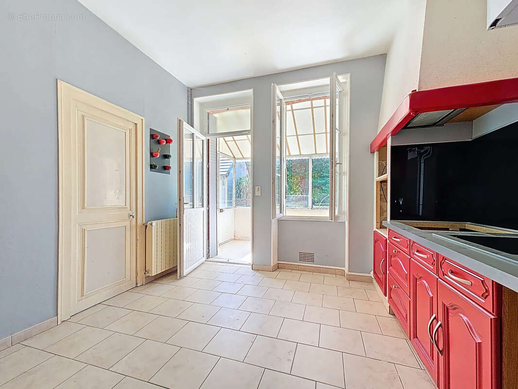 Maison à VAILLY-SUR-SAULDRE