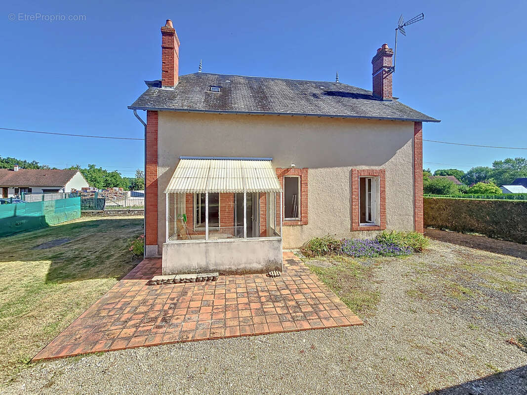 Maison à VAILLY-SUR-SAULDRE