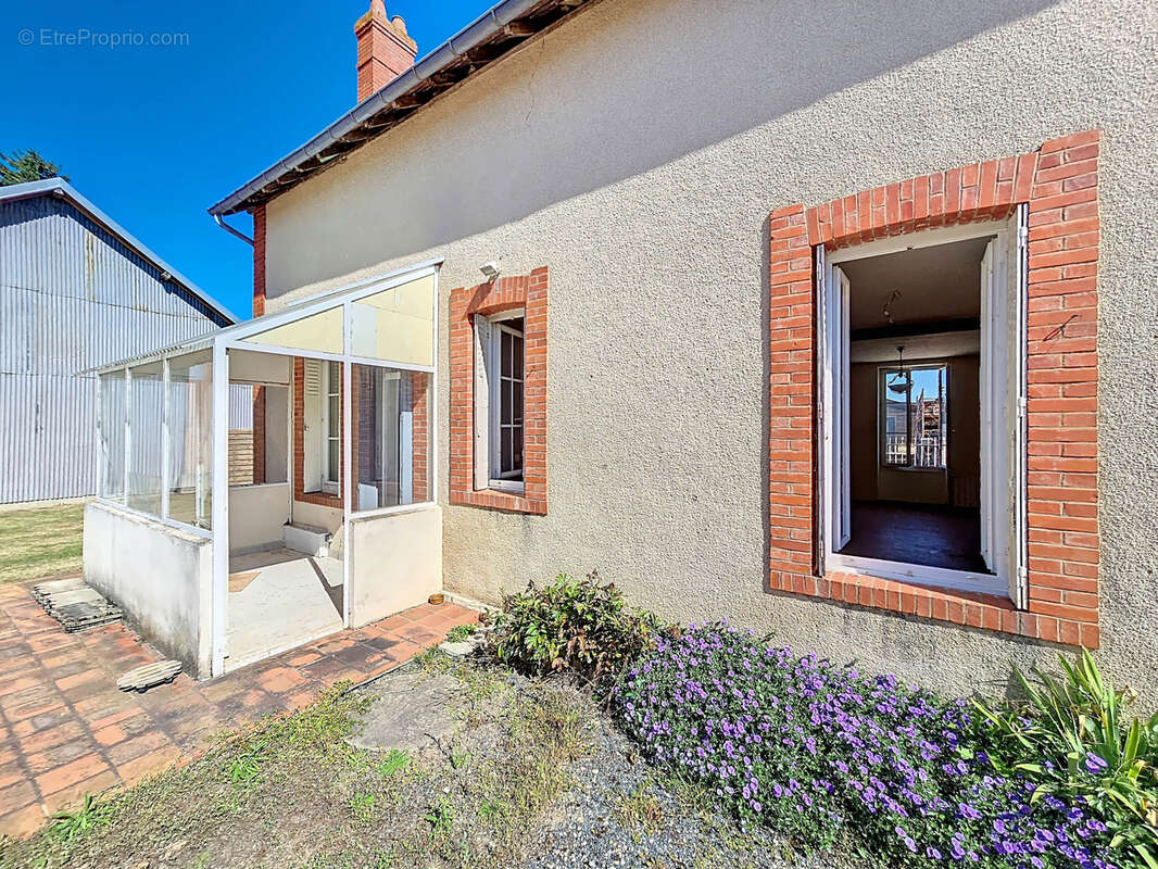 Maison à VAILLY-SUR-SAULDRE