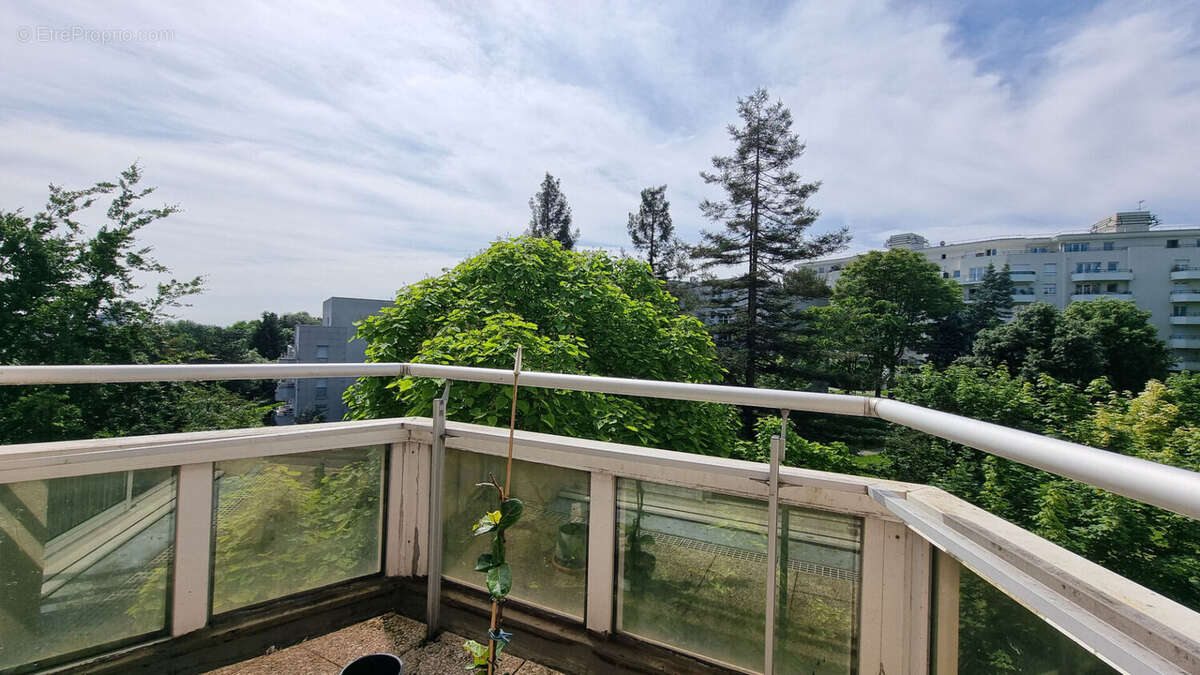 Appartement à ROSNY-SOUS-BOIS