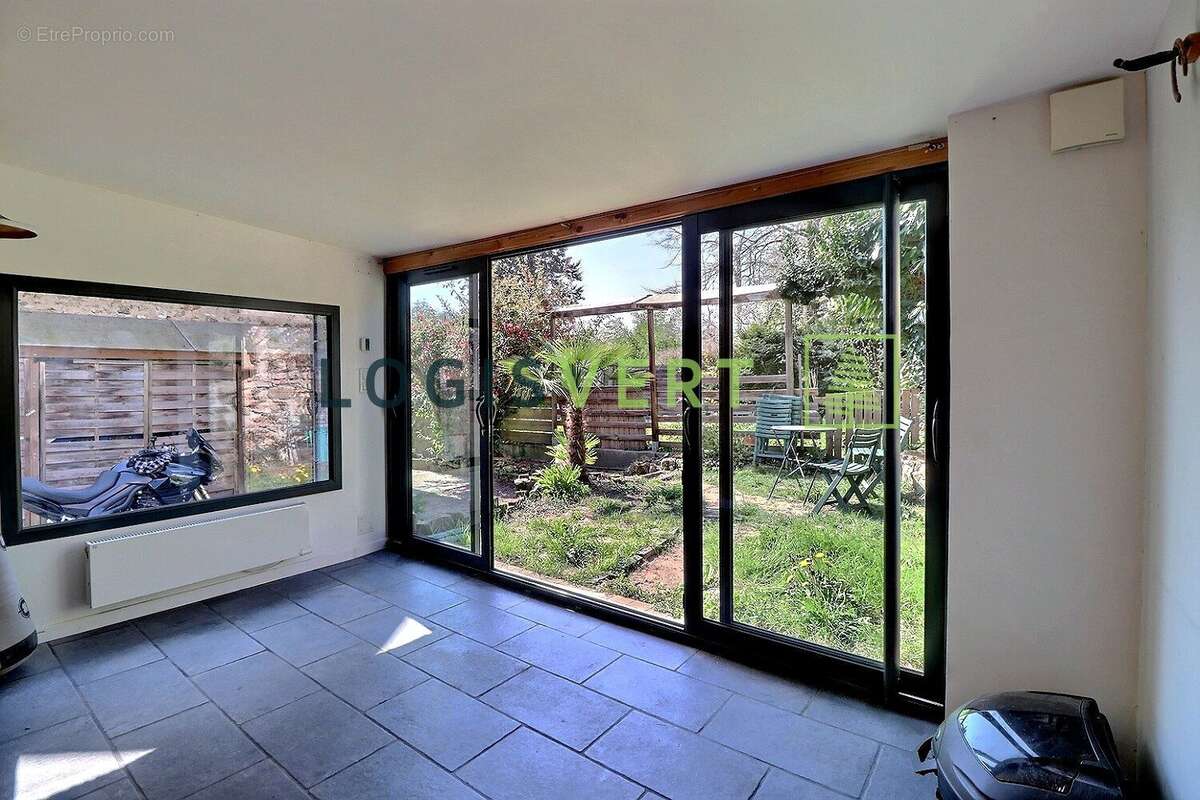 Maison à SAINT-REMY-LES-CHEVREUSE