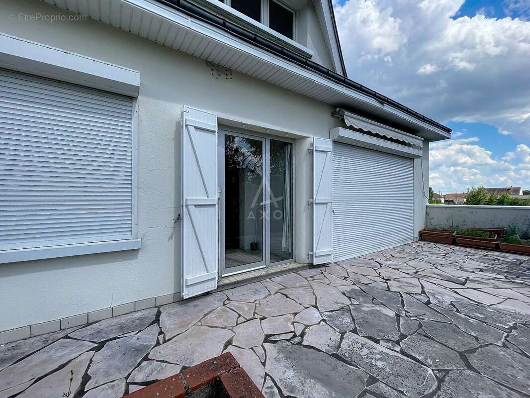 Maison à SAINT-BENOIT-SUR-LOIRE