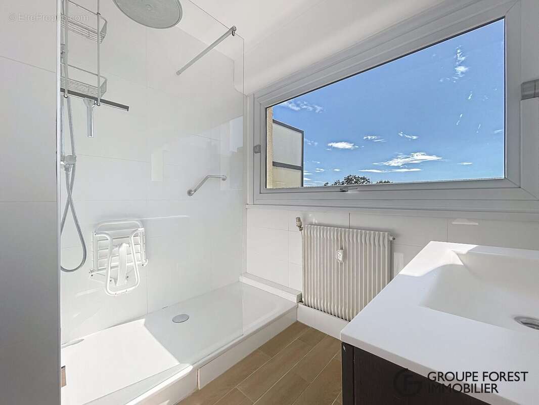 Appartement à LA MADELEINE