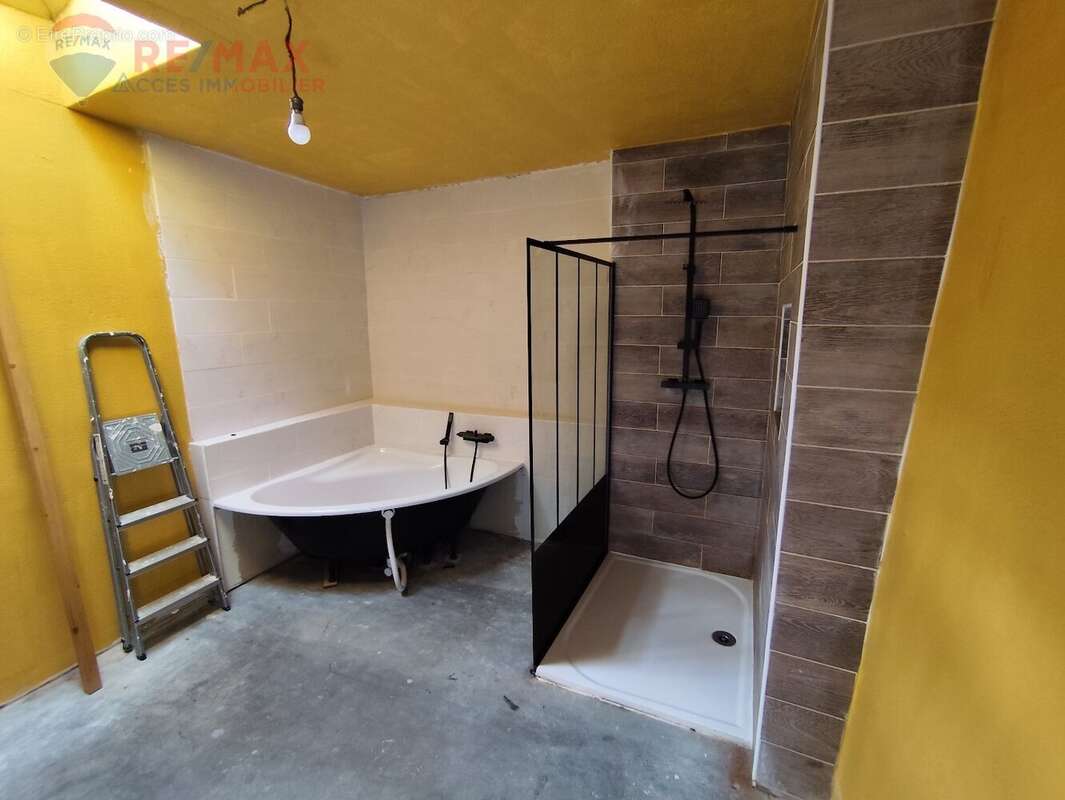 Maison à AIGUES-VIVES