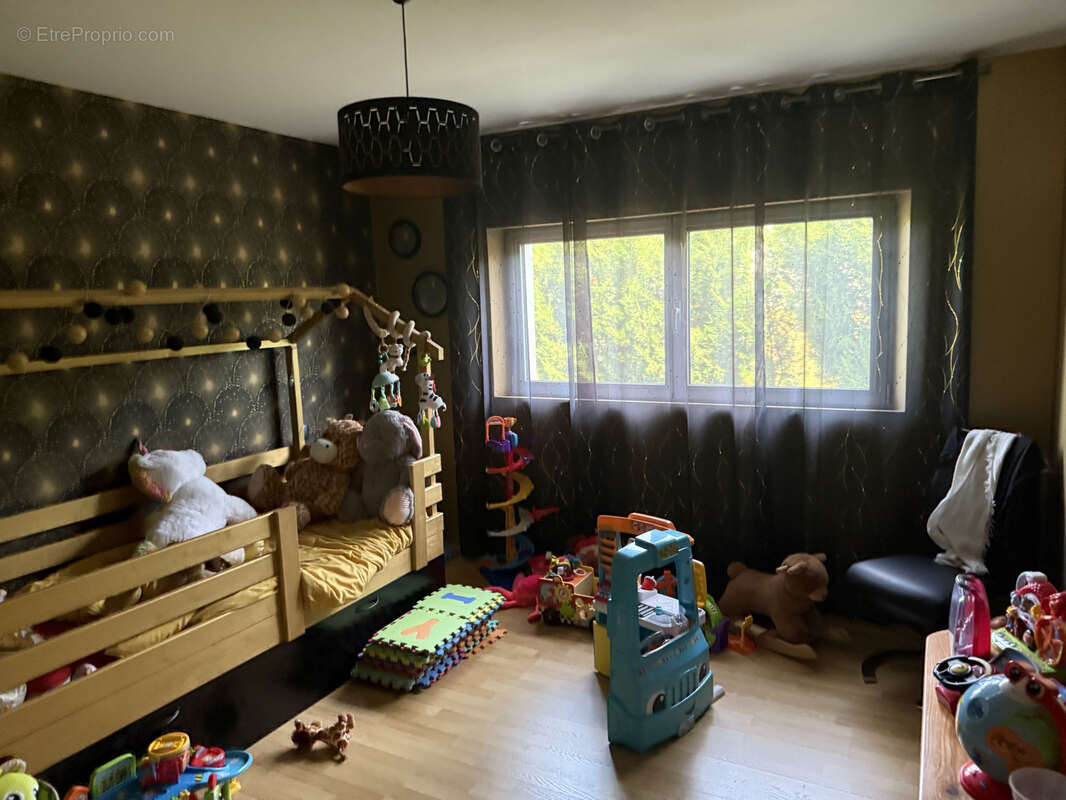 Maison à SAINT-PIERRE-EYNAC