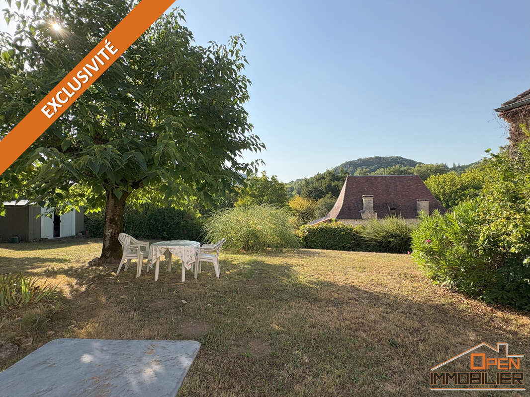 Maison à SAINT-JULIEN-DE-LAMPON