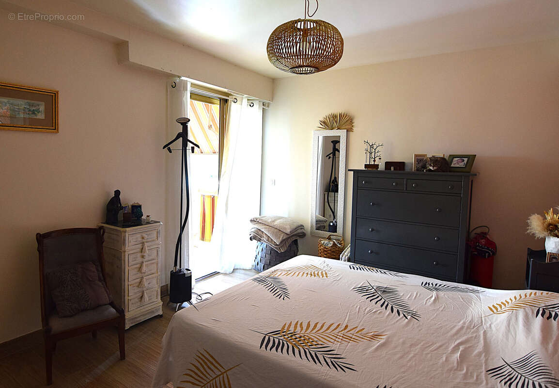 Appartement à MANDELIEU-LA-NAPOULE