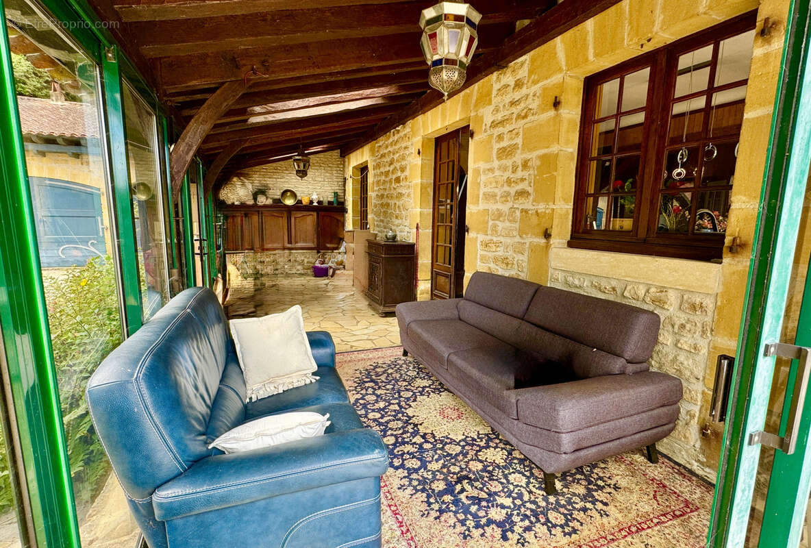 Maison à LA ROQUE-GAGEAC