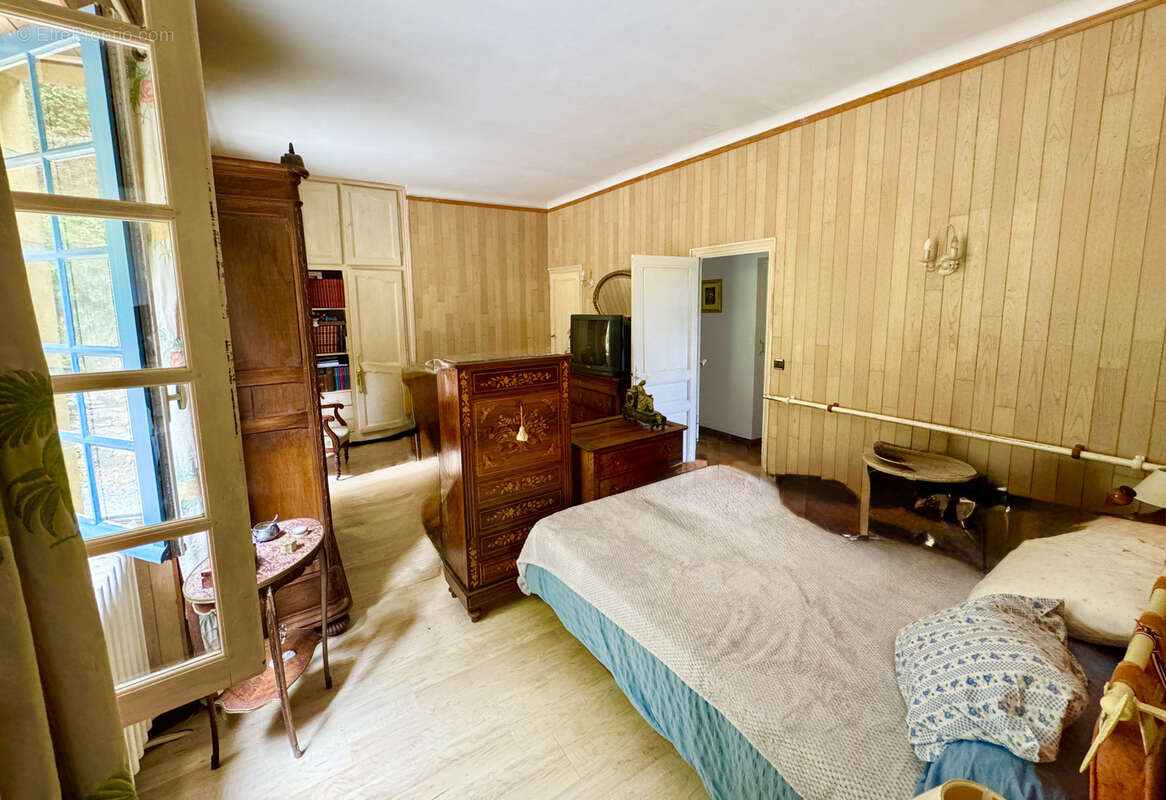 Maison à LA ROQUE-GAGEAC