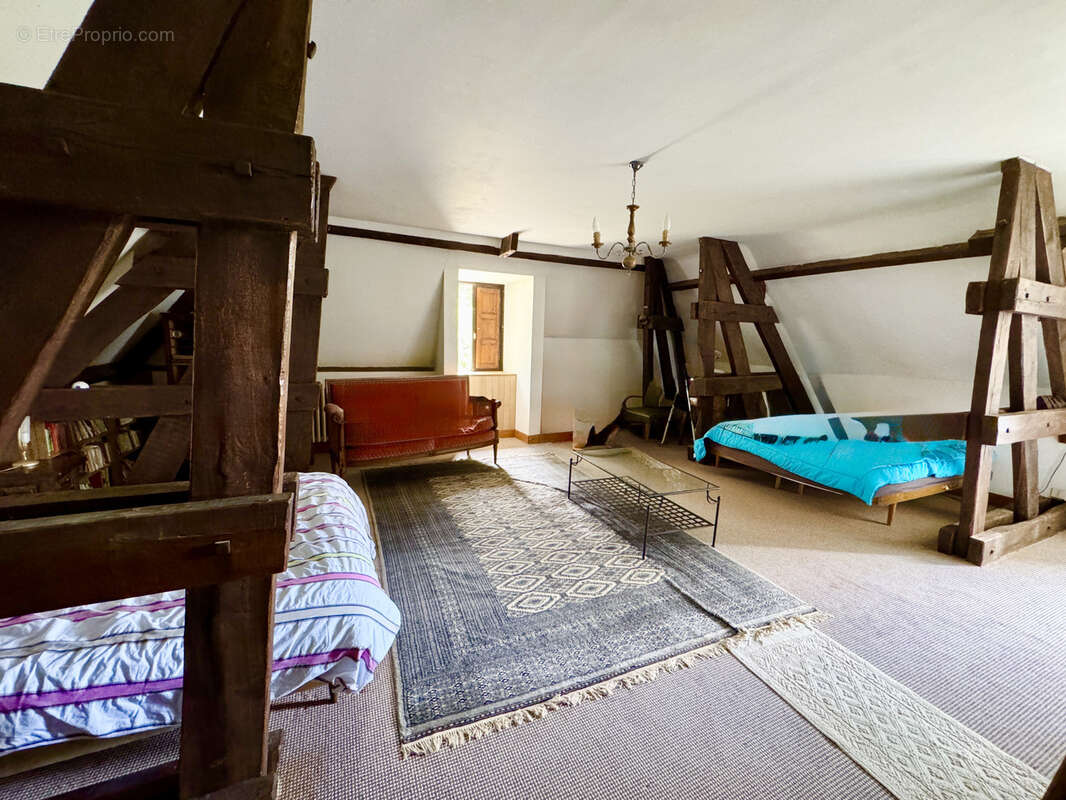 Maison à LA ROQUE-GAGEAC