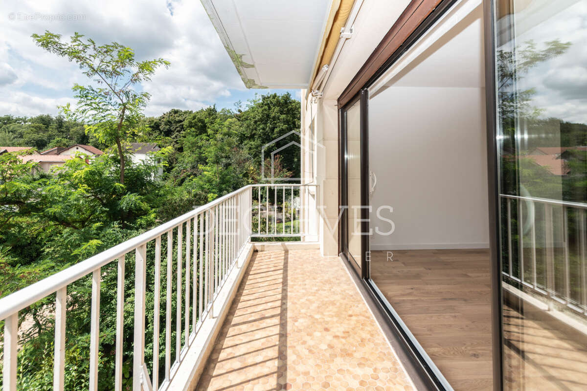 Appartement à MAISONS-LAFFITTE