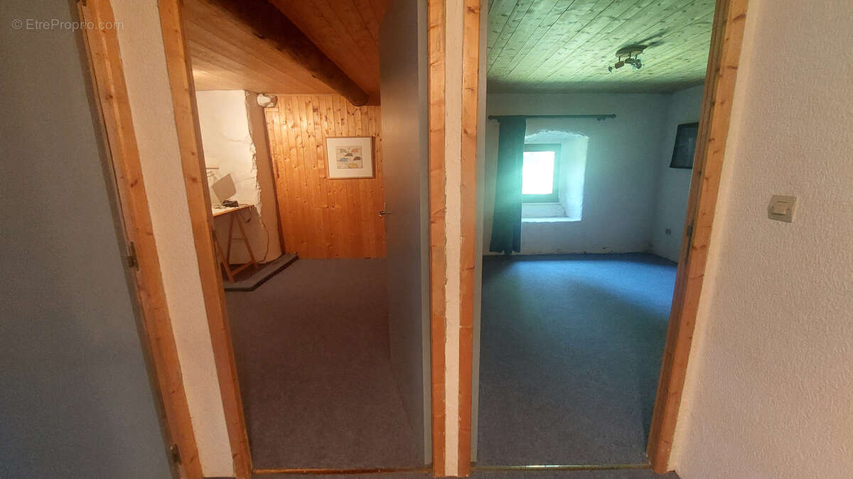 Maison à SAINT-AGREVE