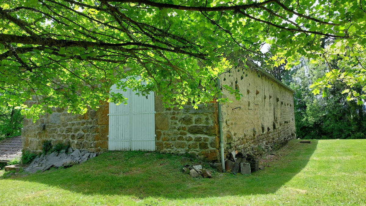 Maison à SAINT-AGREVE