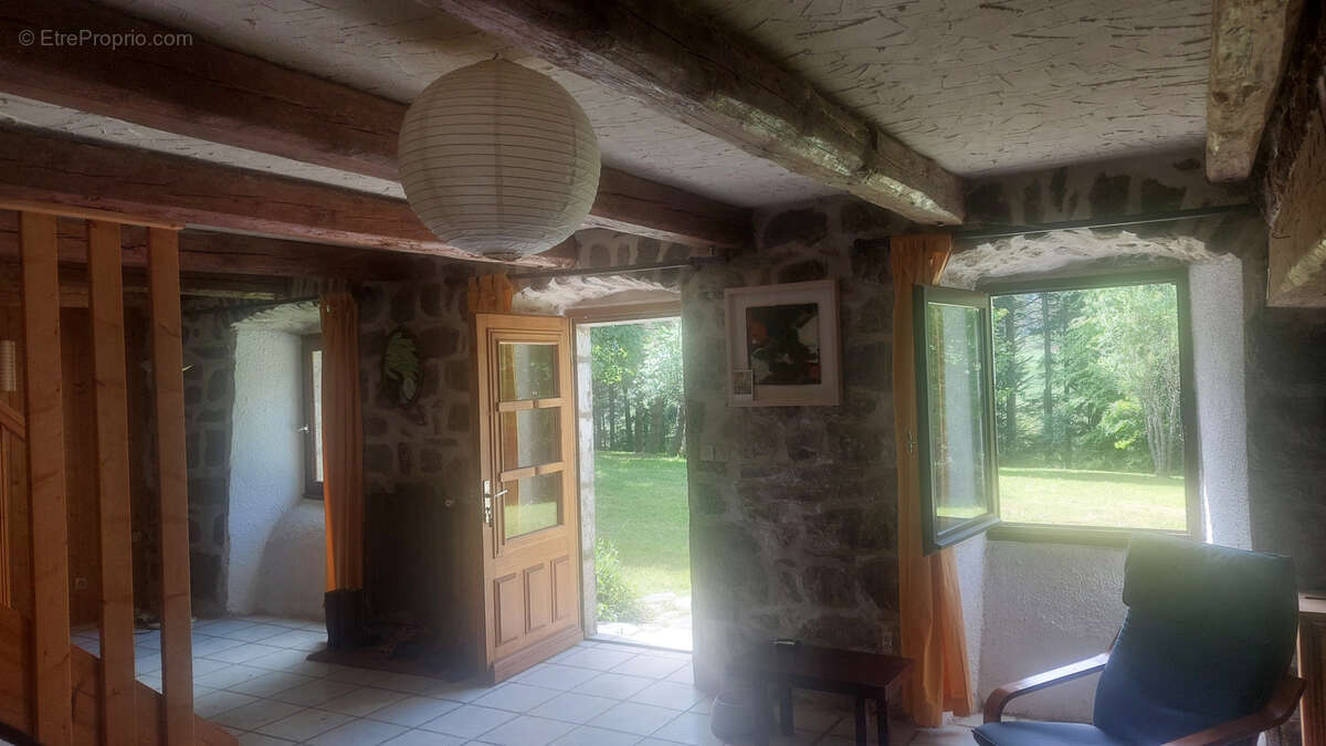 Maison à SAINT-AGREVE