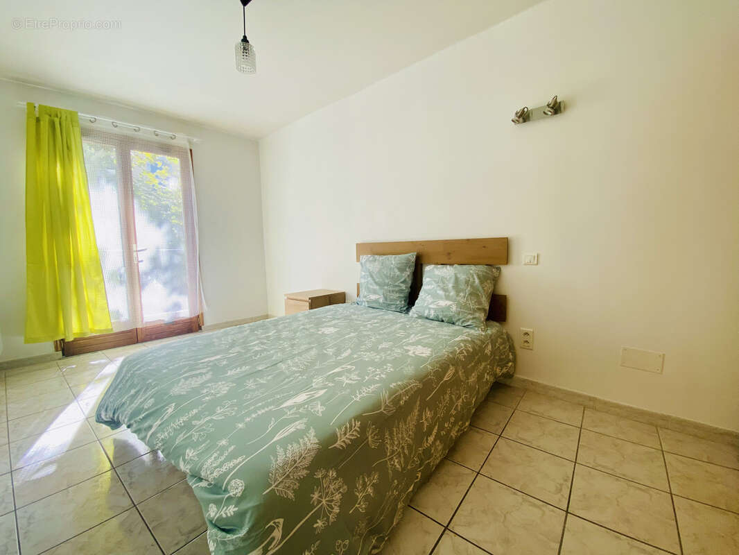 Appartement à MALAUCENE