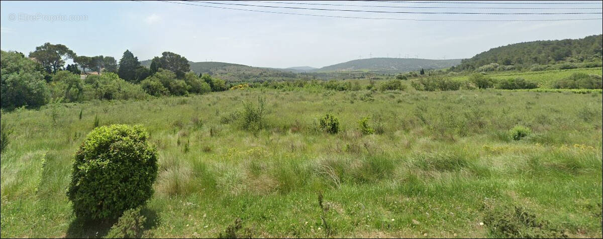 Terrain à PORTEL-DES-CORBIERES