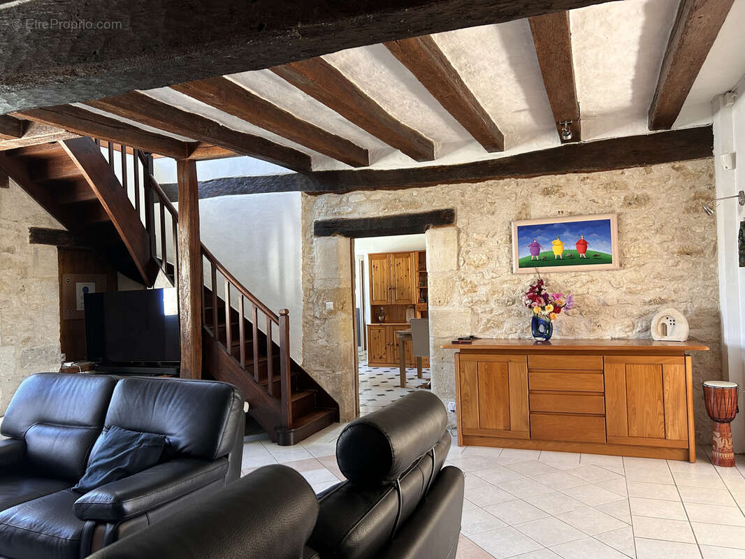 Maison à CHEMILLE-SUR-INDROIS