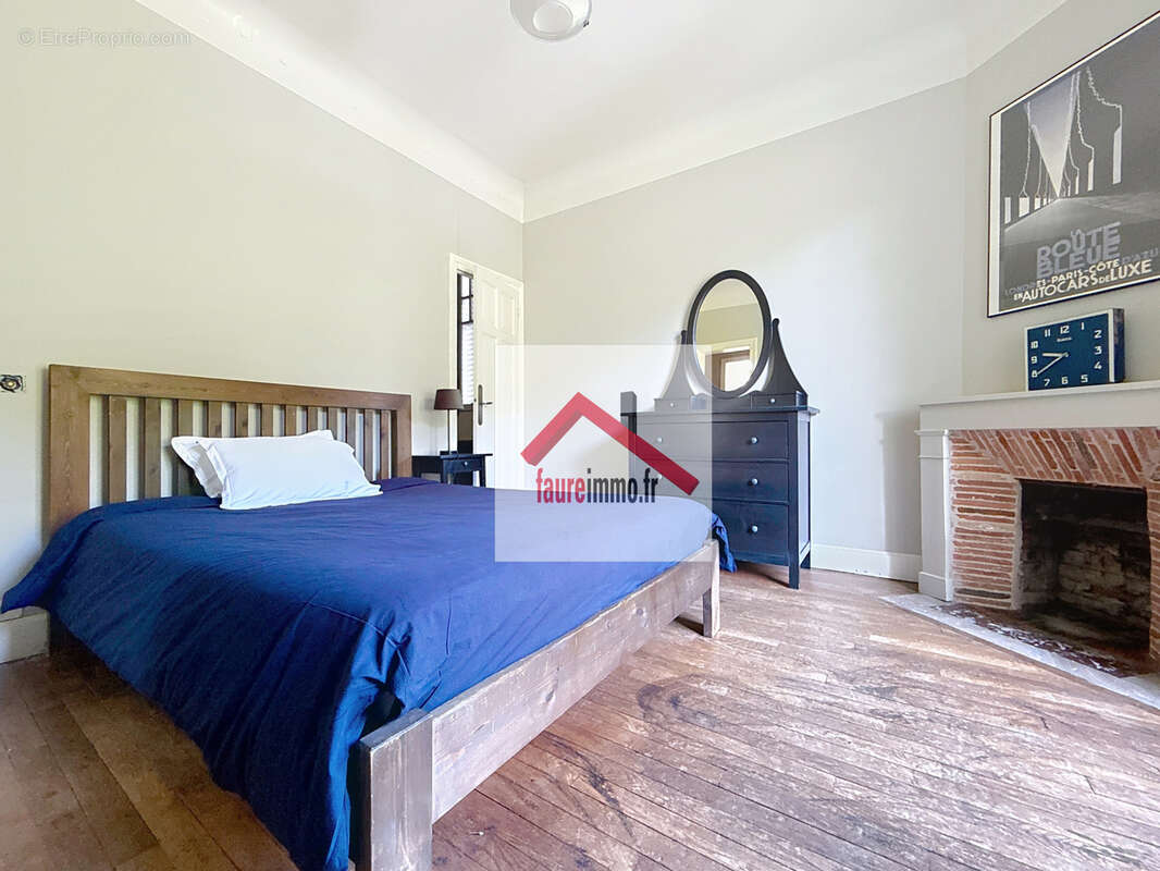 Maison à TERRASSON-LAVILLEDIEU