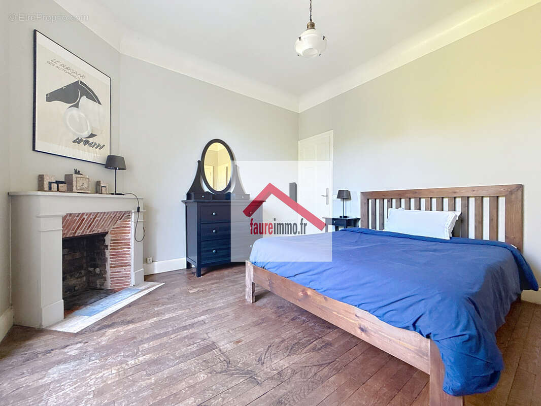 Maison à TERRASSON-LAVILLEDIEU