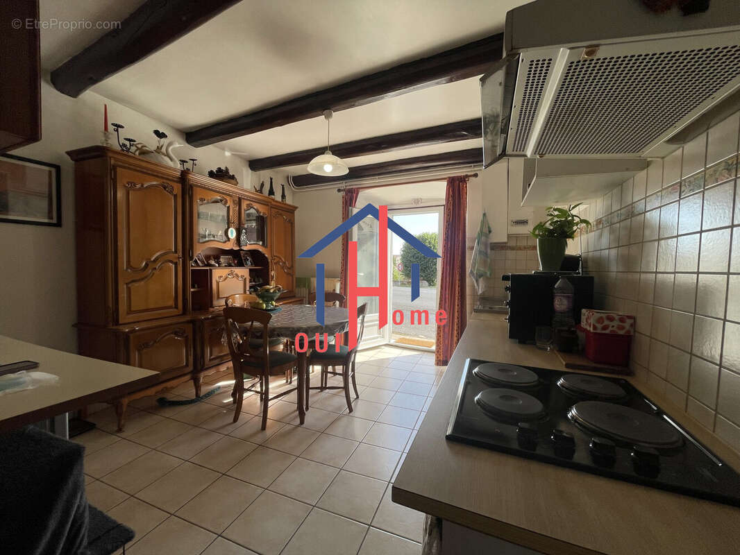 Maison à BELLEVUE-LA-MONTAGNE