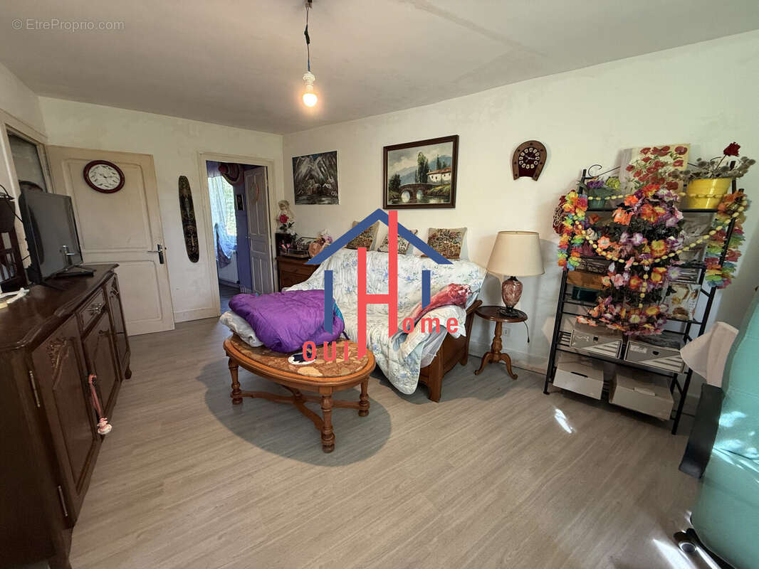 Maison à BELLEVUE-LA-MONTAGNE