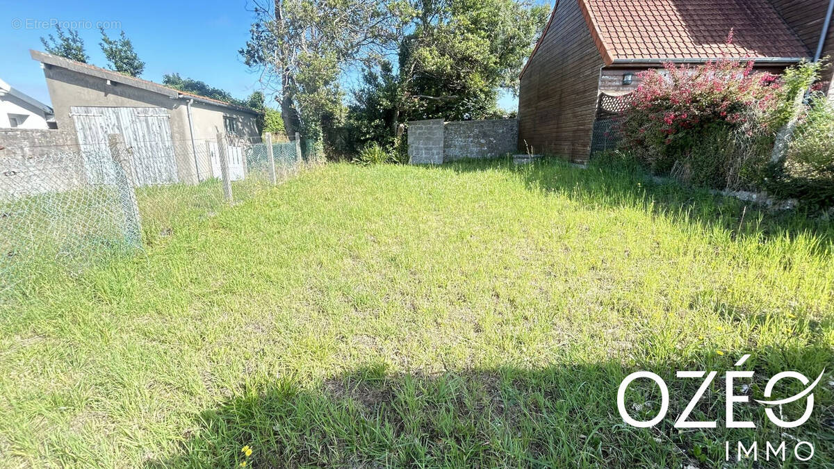 Maison à AGON-COUTAINVILLE