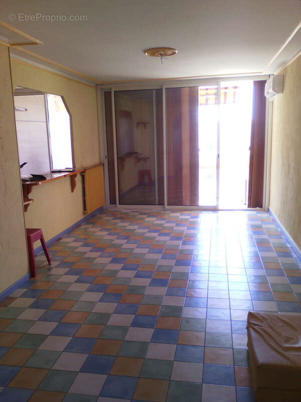 Appartement à MARSEILLE-15E