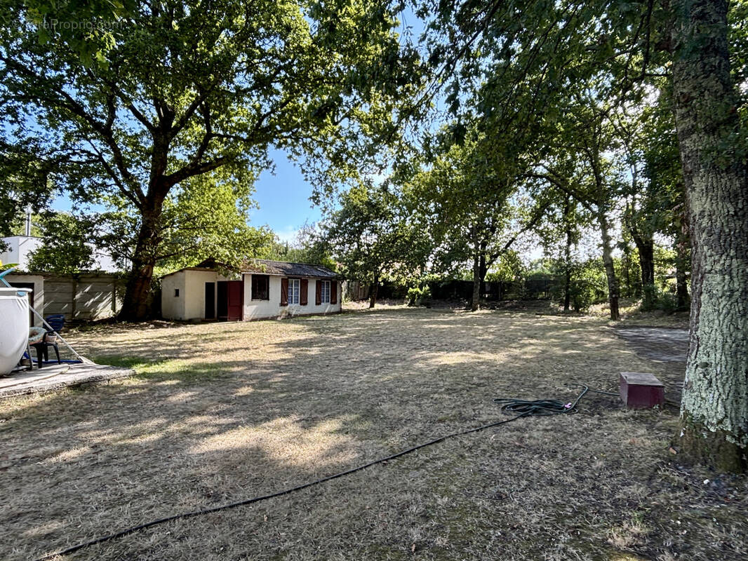 Terrain à GUJAN-MESTRAS