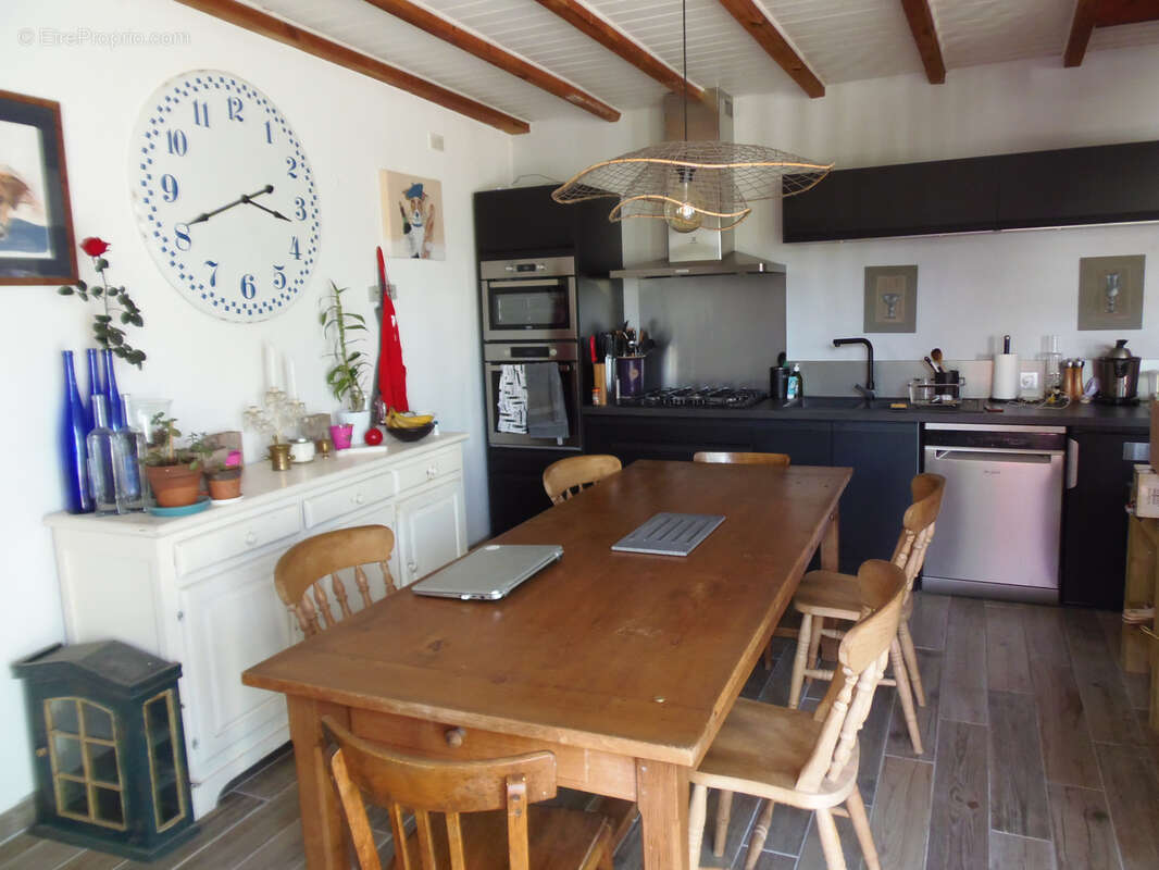 Maison à CHENAC-SAINT-SEURIN-D&#039;UZET